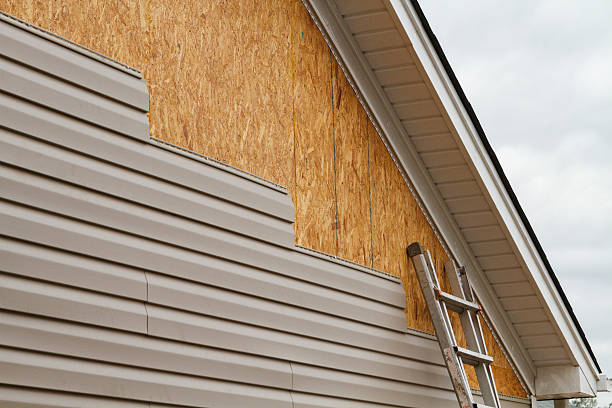 24/7 Emergency Vinyl Siding experts in Richwood, WV